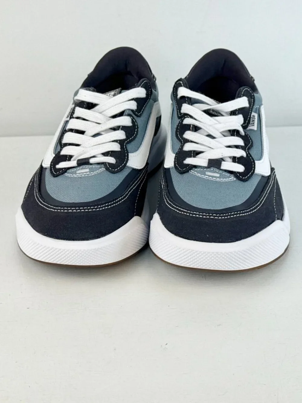 Men's 10 - VANS MTE Ultrarange 2.0 SE Sneaker - Nine Iron